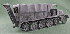 SdKfz 9 18ton Recovery Halftrack (Raised Tilts) with Earth Spade