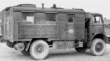 Bedford QLR Radio/Signals Truck (L.P. Maximum Staff Body No.1)
