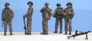 British Soldiers circa 1944-45 in casual poses (Set 1)