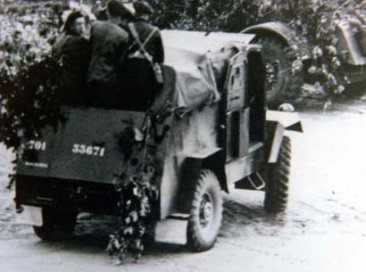 C 15TA photographed behind a Staghound (Kit BB38).